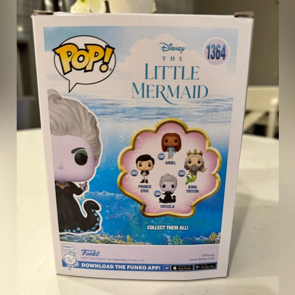 💜Ursula Funko💜 - Picture 3 of 5